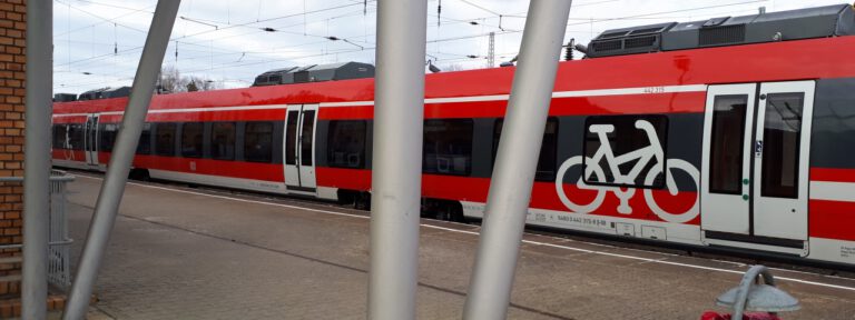 Erste umgebaute Triebwagen für das Netz ElbeSpree u.a